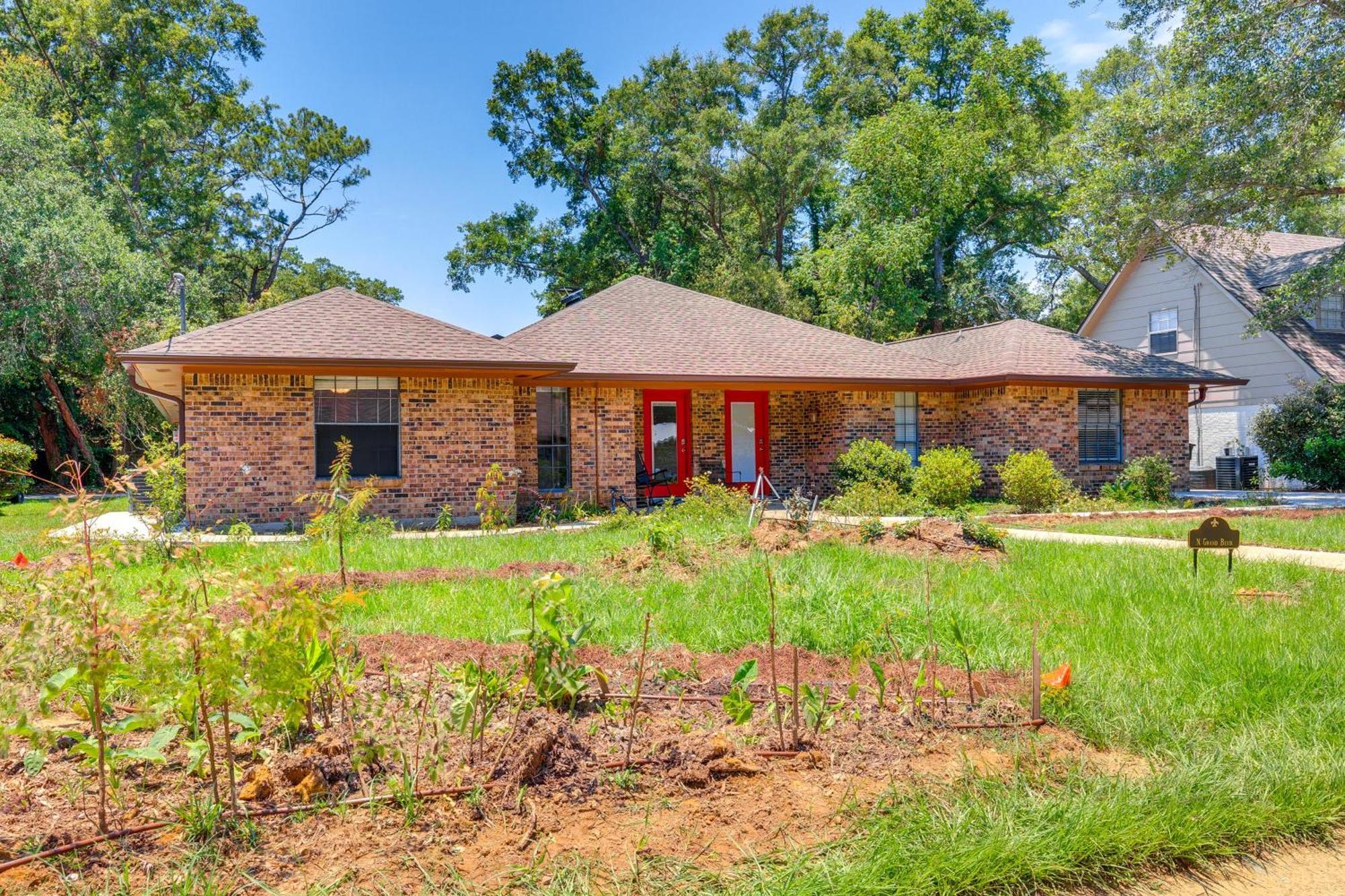 Peaceful Fairhope Getaway, 2 Mi To South Beach Villa Exterior photo